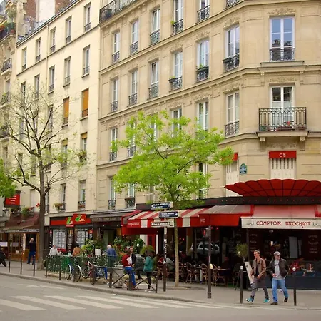 A Pres De Montmartre 48m² Avec Terrasse *