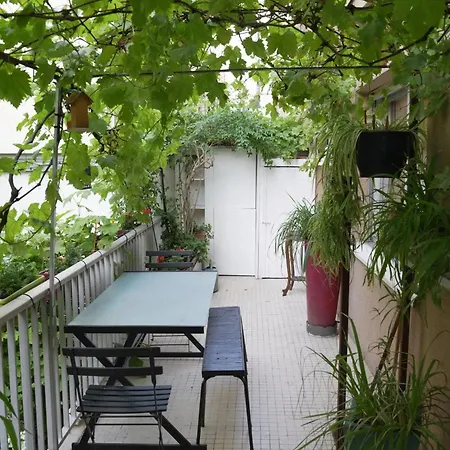 A Pres De Montmartre 48m² Avec Terrasse